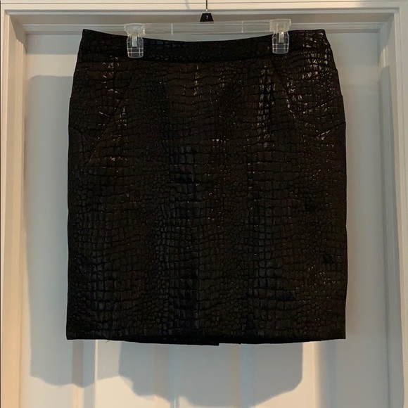 Worthington Dresses & Skirts - Worthington Patterned Pencil Skirt